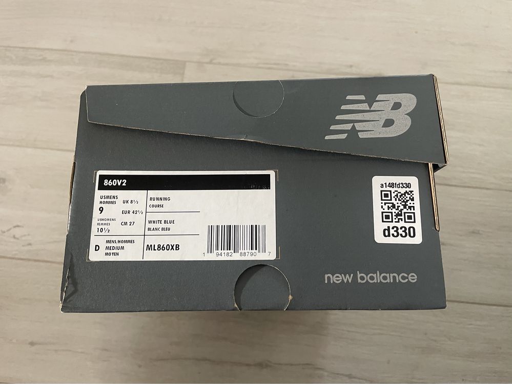 Чоловічі New Balance 860v2