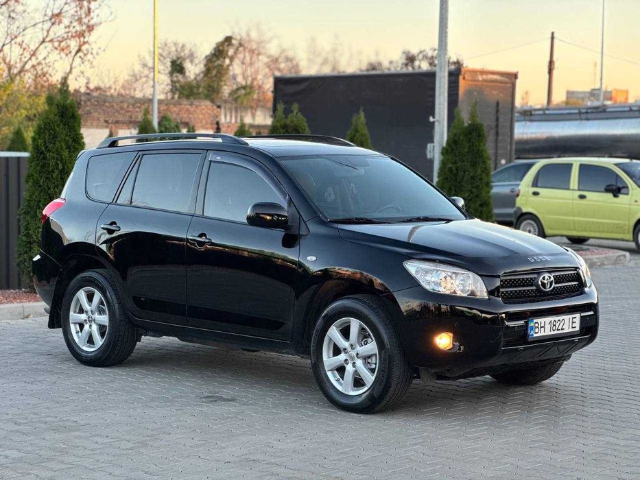 Продам Toyota RAV