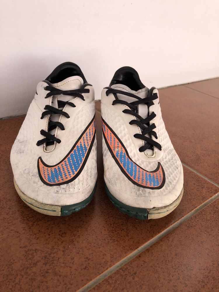 Сороконожки Nike Hypervenom