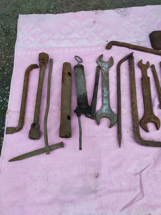 Інструменти для сільгосптехніки