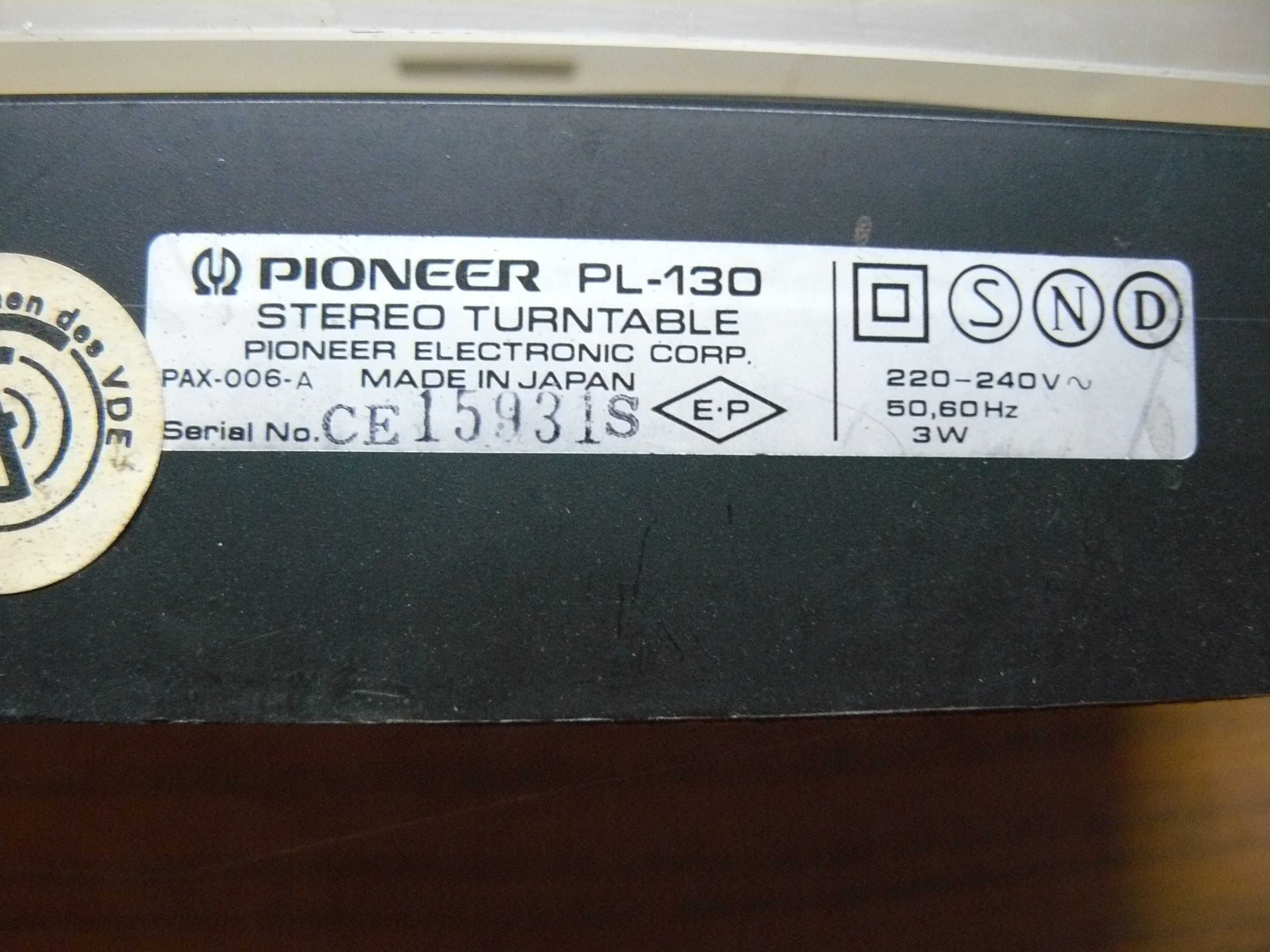 Gramofon Pioneer kompletny z przewodami klasyk
