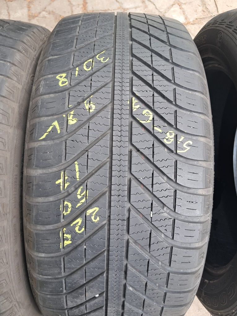 Opony wielosezonowe 225/50/17 98V Goodyear