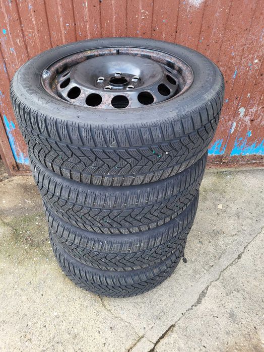 6Jx16H2 ET50 5x112 koła zimowe 16" Volkswagen Audi 205/55R16 Dunlop