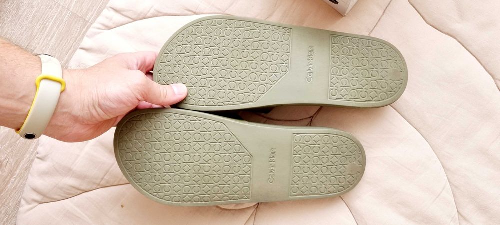 Шльопанці шльопки слайдери Calvin Klein Delta Green 40-41р