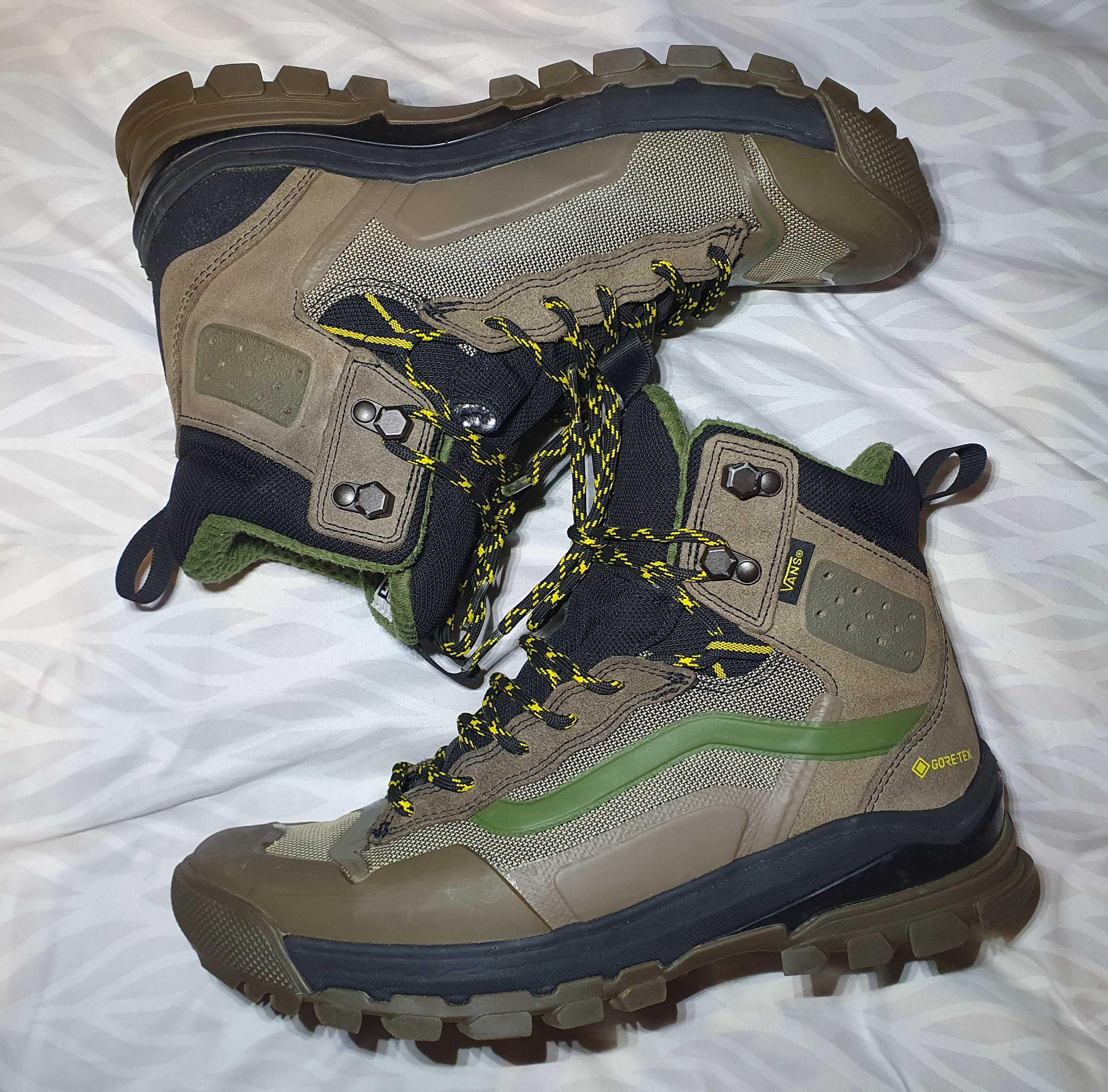 Buty Vans Ultrarange Exo Hi Goretex MTE trekking outdoor trapery śnieg