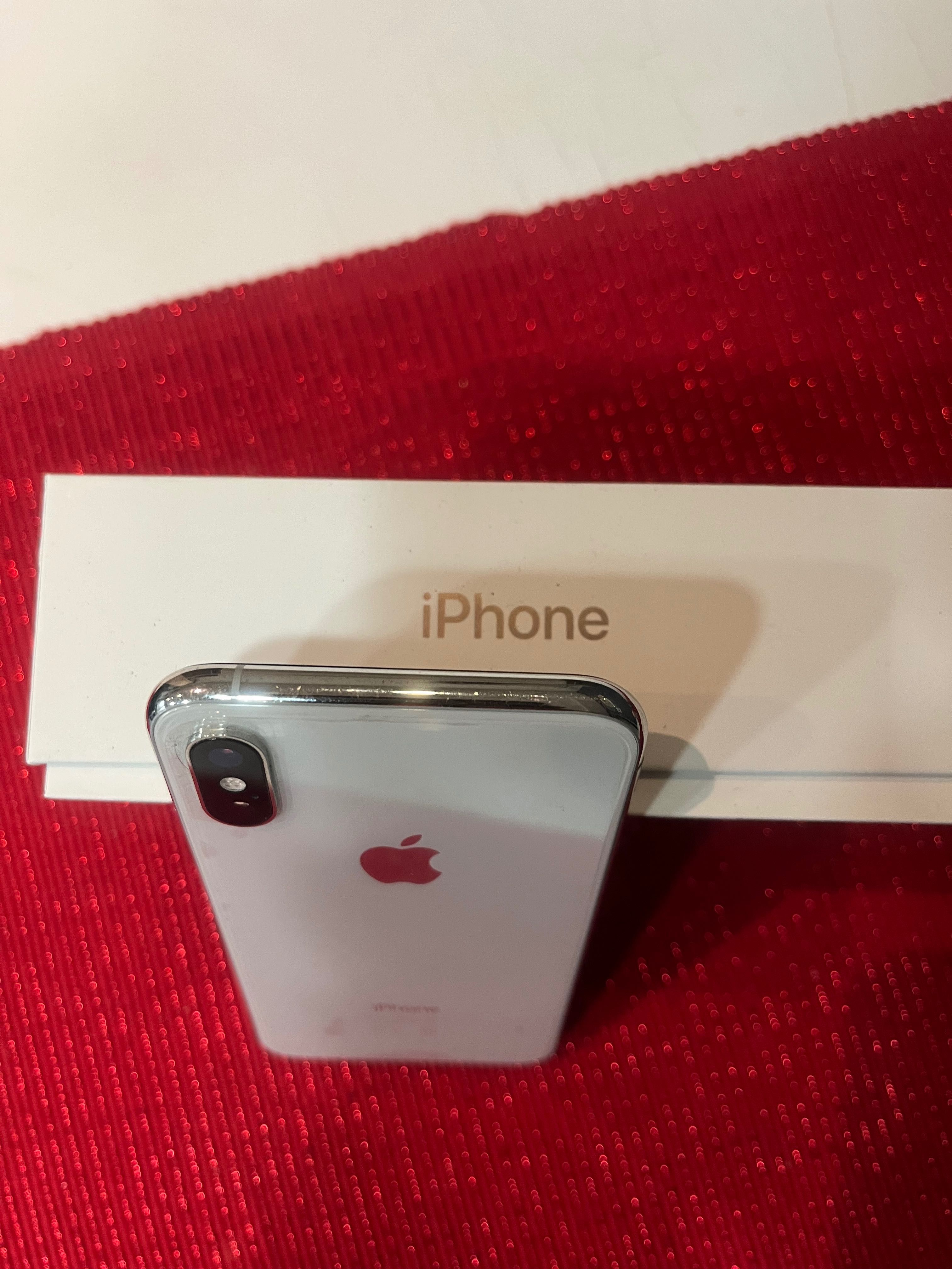 Telefon iPhone XS