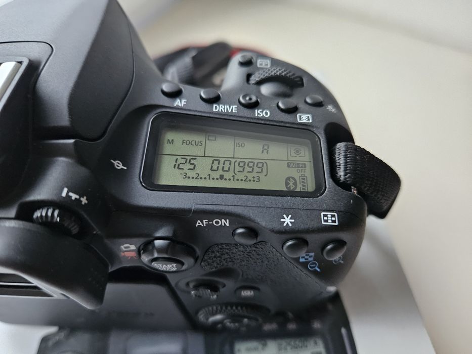 Фотоапарат Canon 90D Body