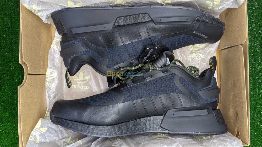 Кросівки чоловічі Adidas Originals NMD_V3 Gore-Tex GX9472 (ОРИГІНАЛ).