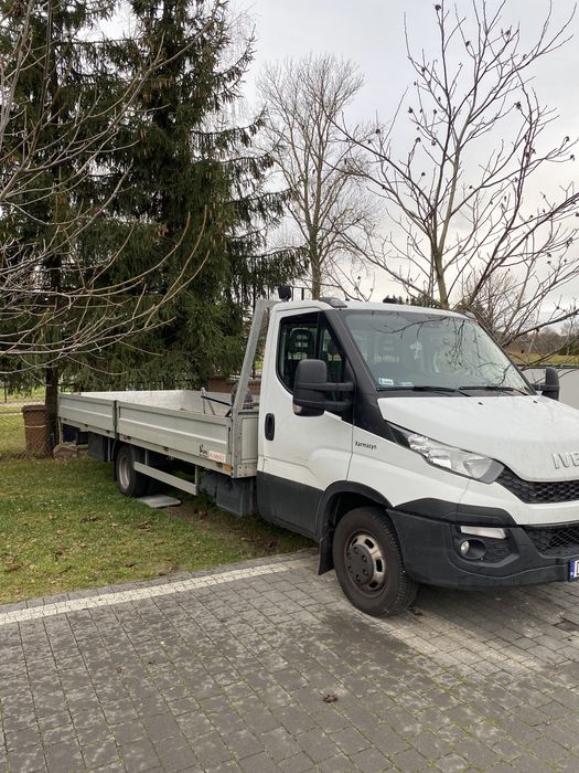 Uslugi transportowe Bus DŁUGA SKRZYNIA ZALADUNKOWA 6m