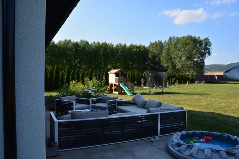 Sprzedam dom w górach z dużą działką i stawem