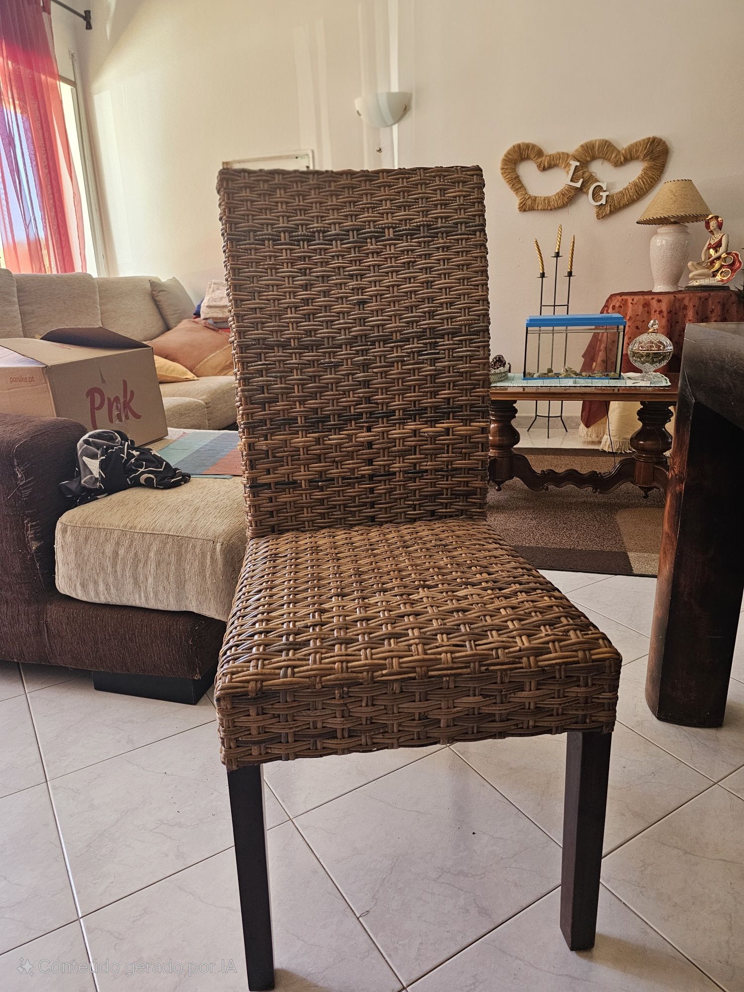 Vendo mesa + 6 cadeiras (URGENTE)