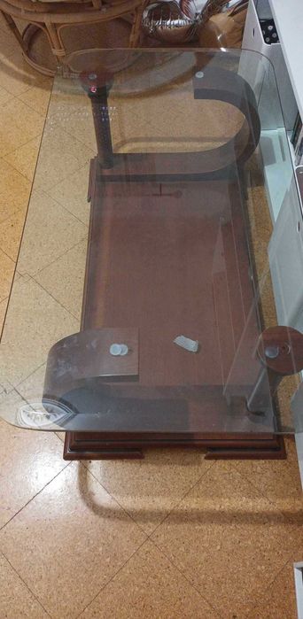 Mesa de sala como nova