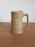 Caneca de Bar Antiga em Barro