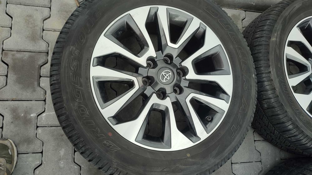 Toyota Land Cruiser 150 felgi aluminiowe oryginał+opony 265/55 R19