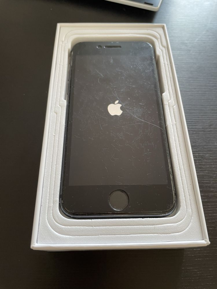Iphone 8 telemovel