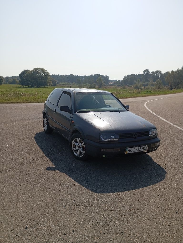 Продам гольф 3 1.9 тд
