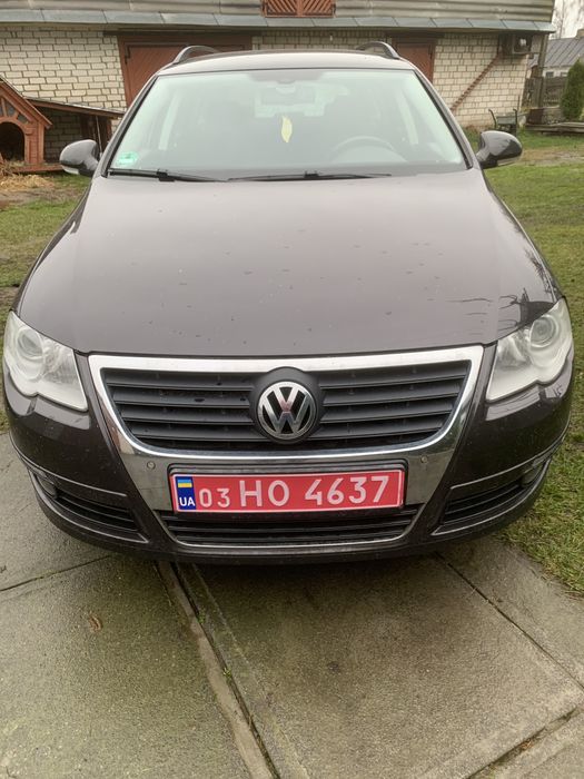 Автомобіль свіжо пригнаний в гарному стані пасат б6 2010рік