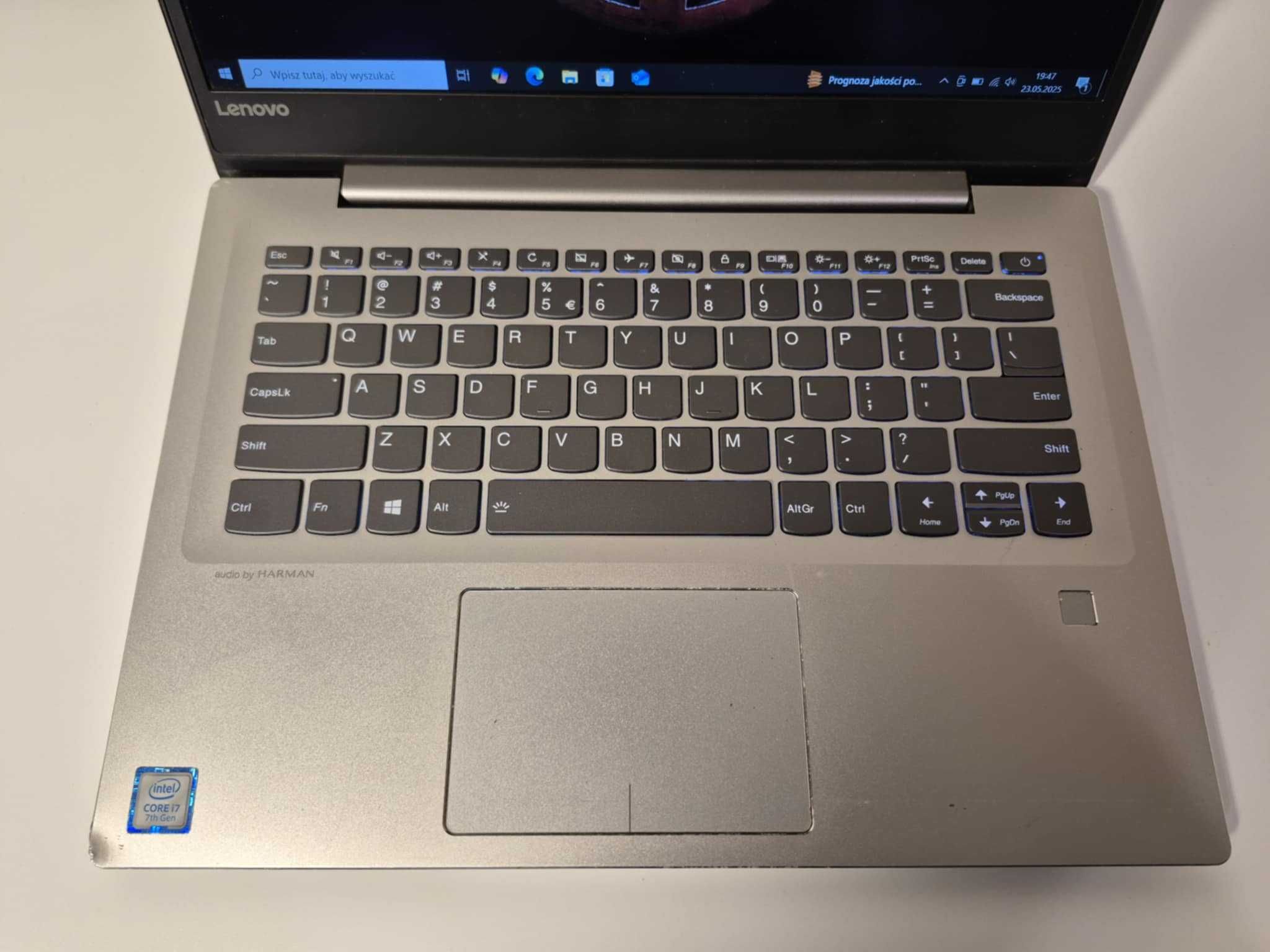 MOCNY Lenovo IdeaPad 520S i7-7th/8GbDDR4/SSD256/BateriaOK
