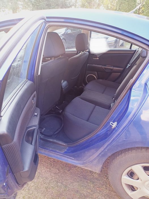 Sprzedam Mazda 3 sedan