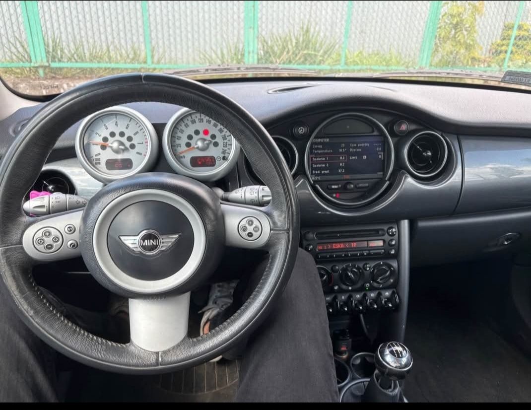 Mini One 1.6 bądź zamienię na busa
