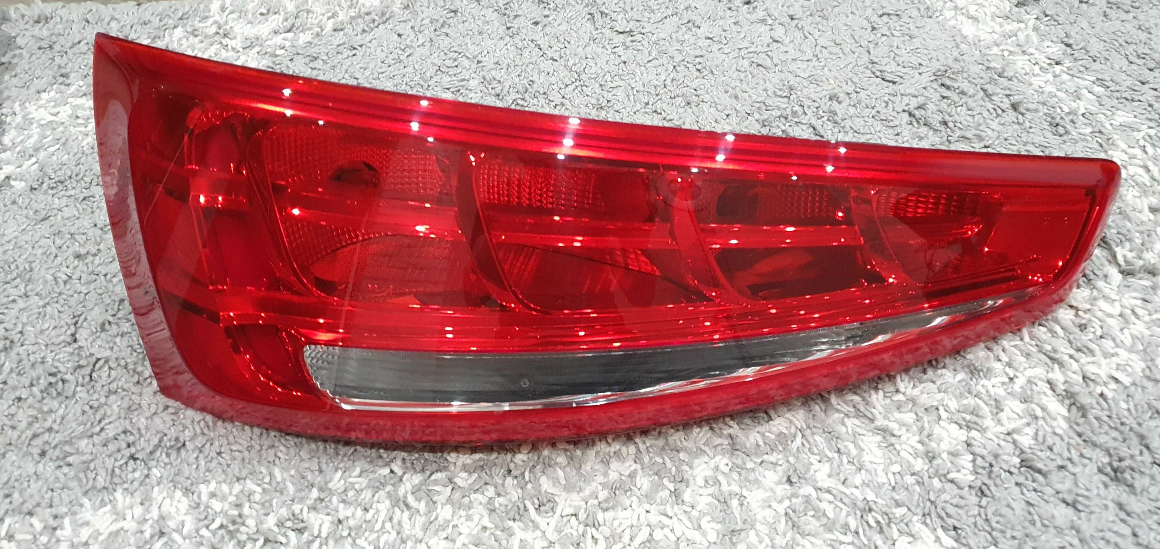 Фонарь задний AUDI Q3 8U год 2012-2017 (не LED)