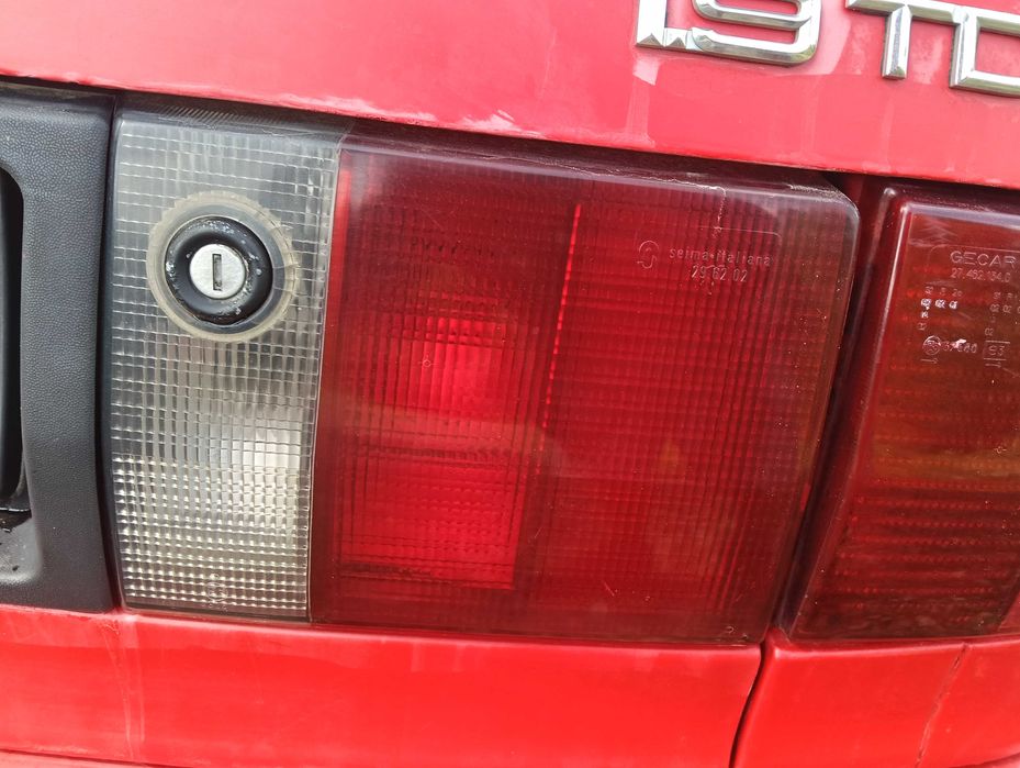 Lampa Prawy Tył Prawa Tylna Audi 80 b4 Avant Kombi w Klapę WYSYŁKA