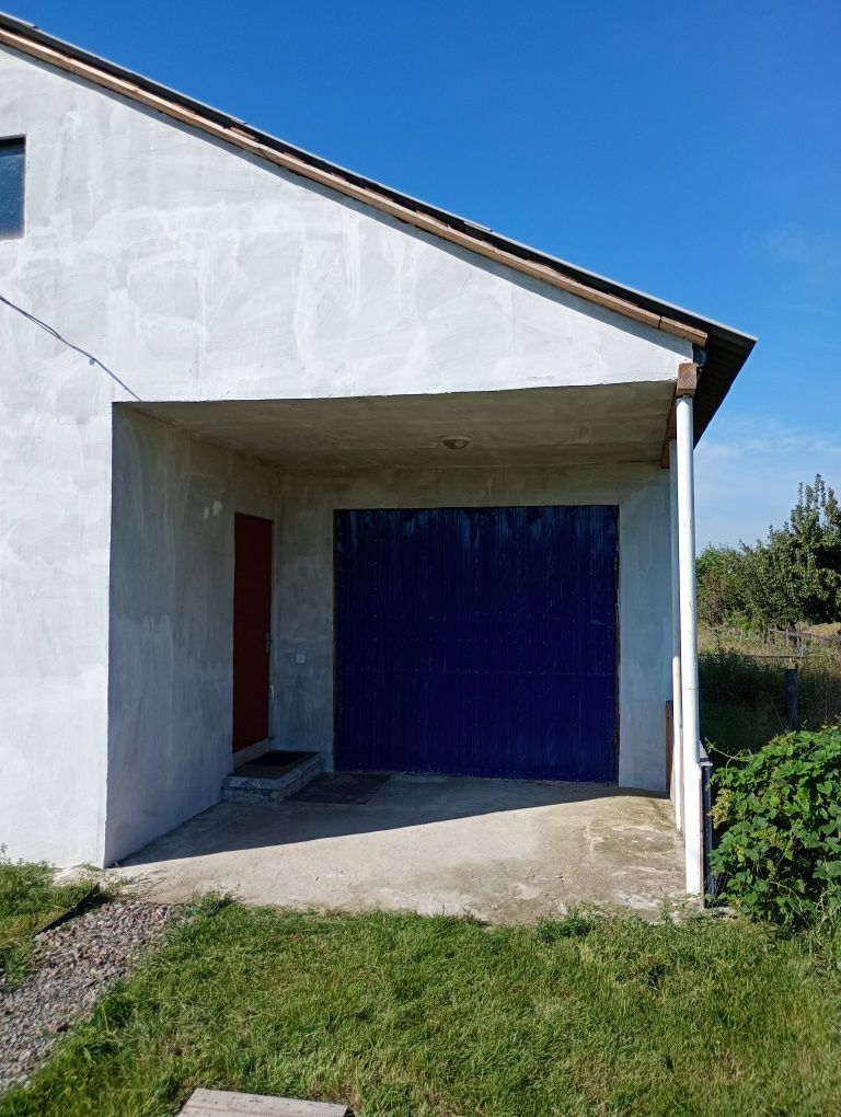Продам будинок в передмісці