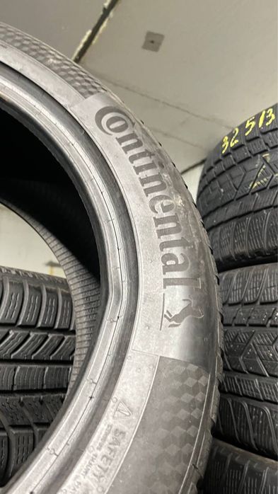 Пара зимової гуми 235/50/18 Continental 2023 року