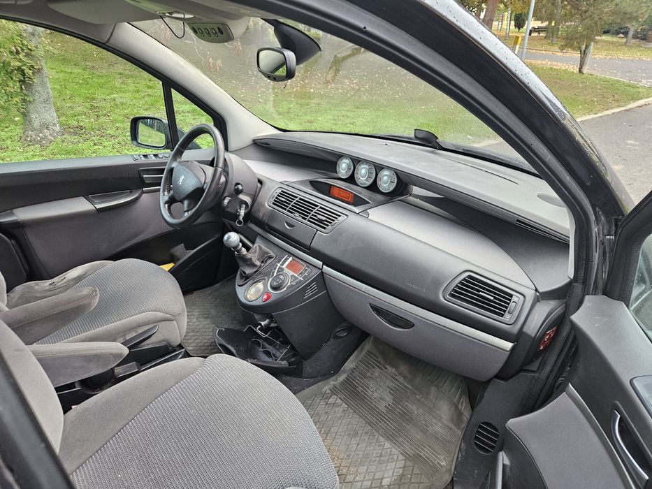 Peugeot 807 ! 2.0 hdi ! 7osób ! Elektryczne drzwi !HAK! Nowy przegląd!