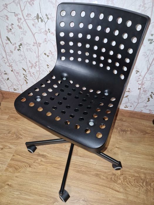 Krzesło biurowe IKEA Skalberg czarne