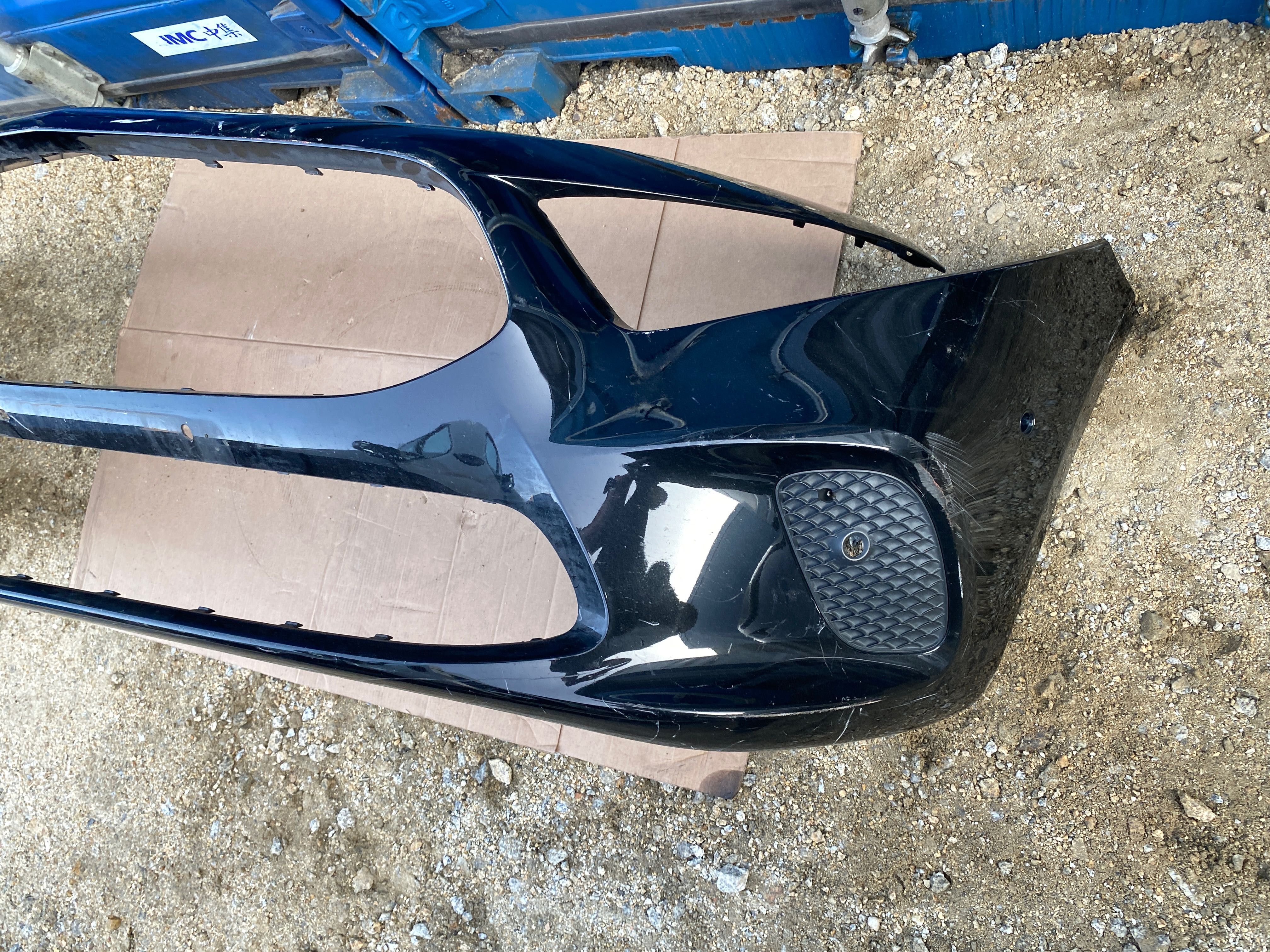 Mercedes Benz Klasa A W177 zderzak przedni przód kratka idealny