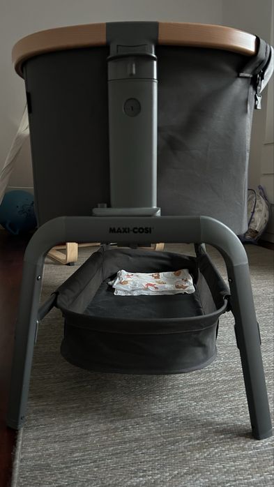 Maxi cosi Iora next to me