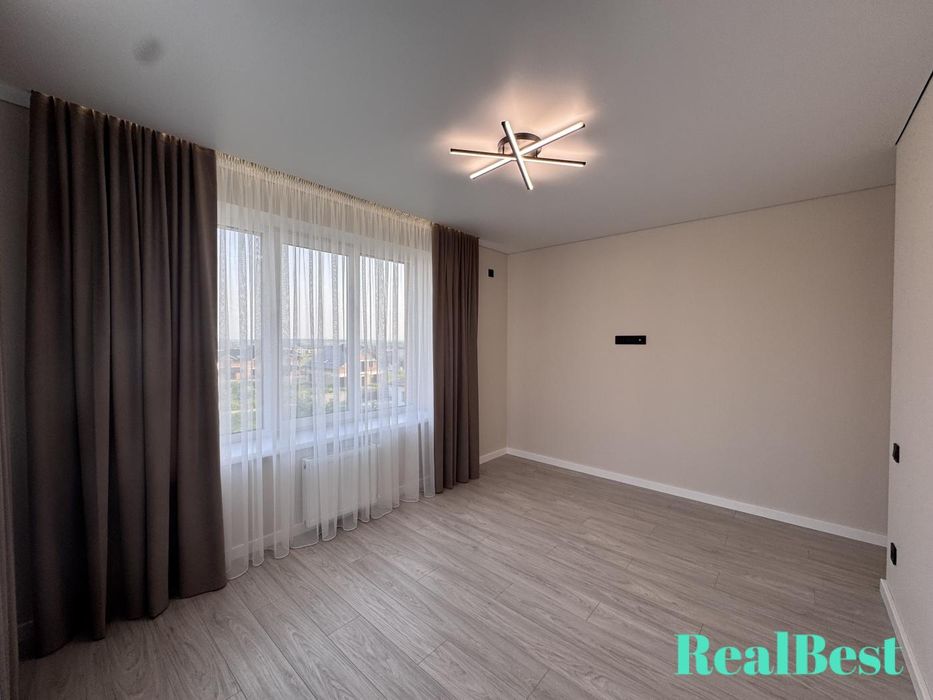 Продаж / Квартира / Боголюбова, Щасливе, Рівне