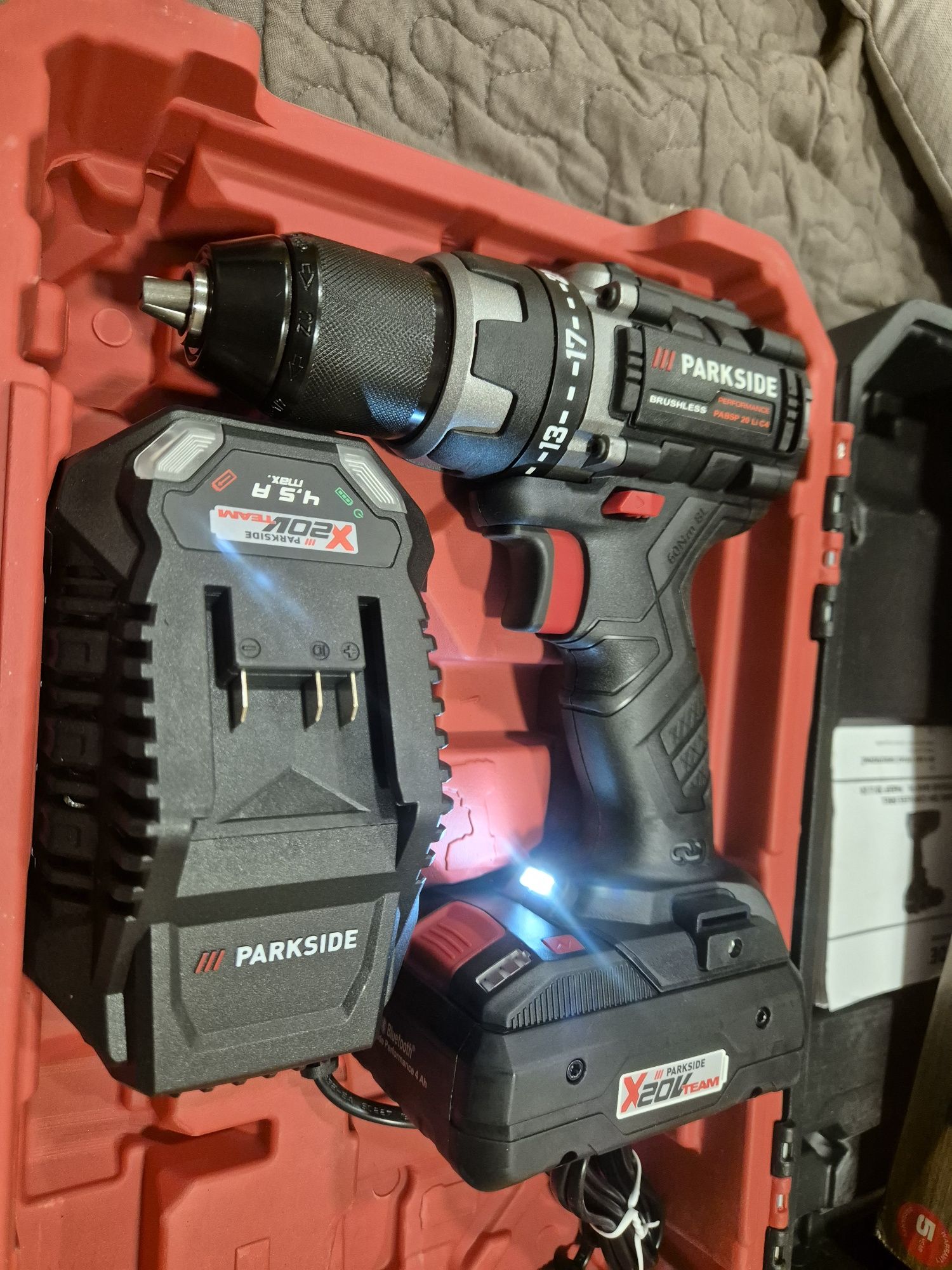 Aparafusadora Parkside performance nova 20v