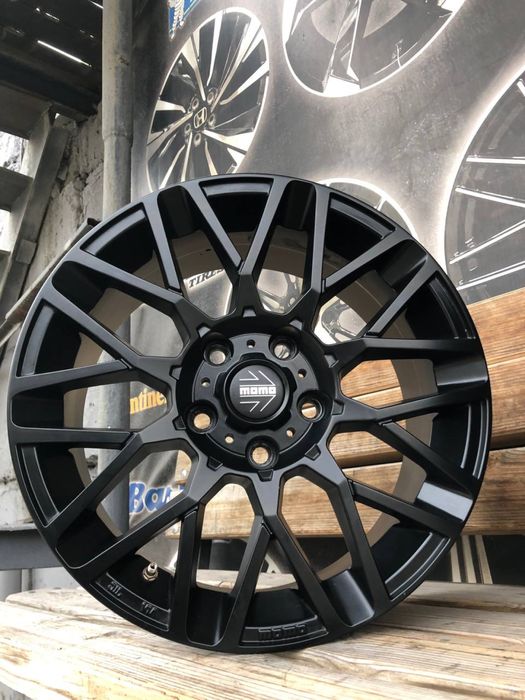 777 R16 5/114,3 диски MOMO в отличном состоянии