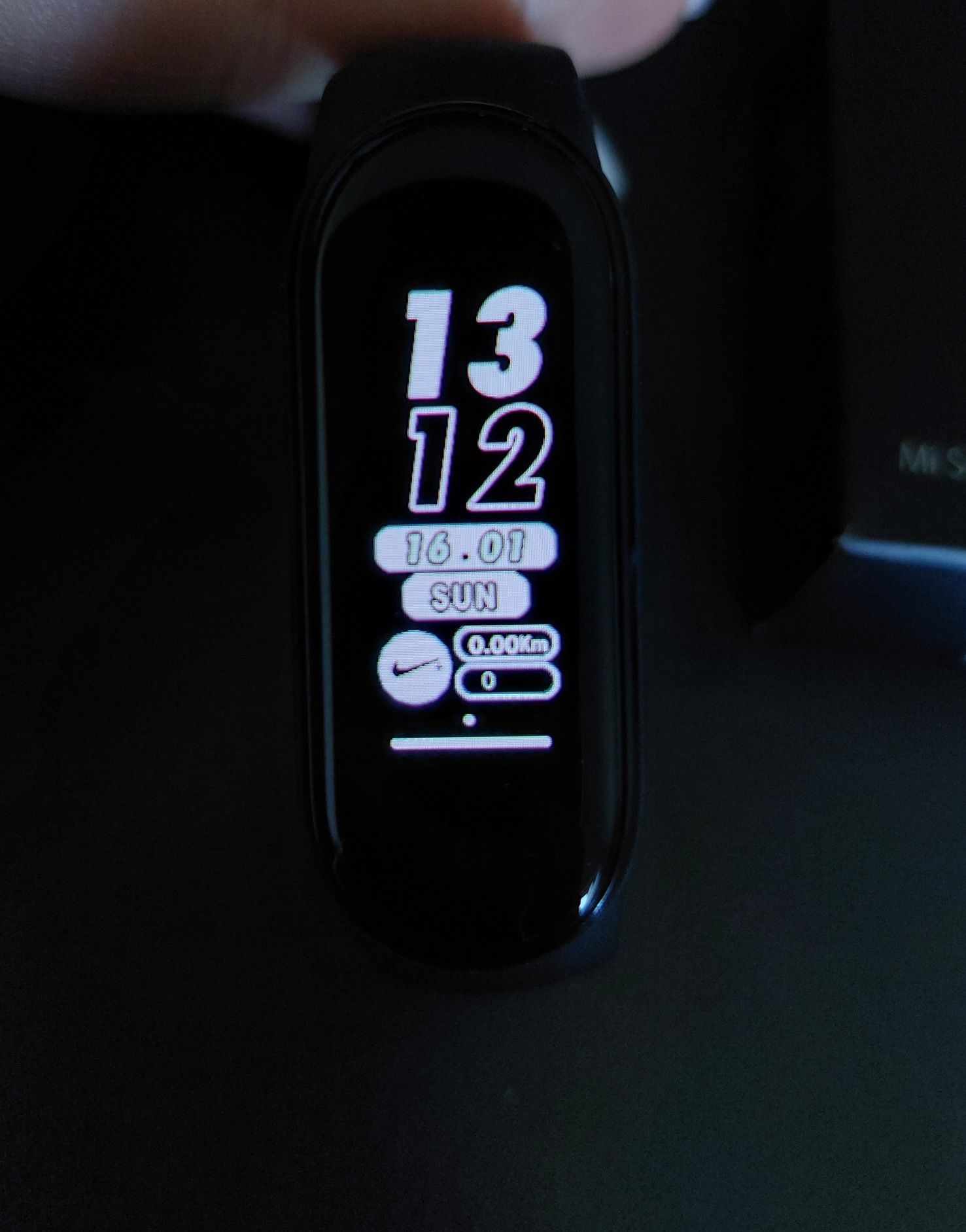 Opaska na rękę smartwatch Xiaomi Mi Smart Band 5 stan idealny