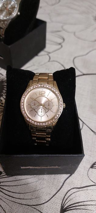 Relógios como novos