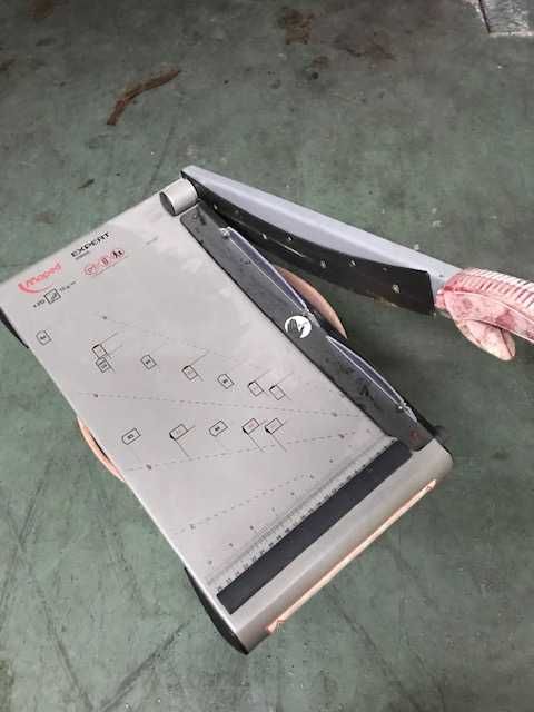 GUILOTINAS PARA PAPEL