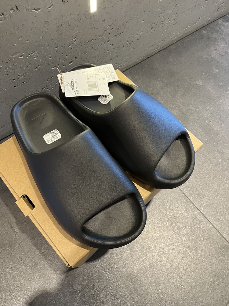 Adidas Yeezy slide
