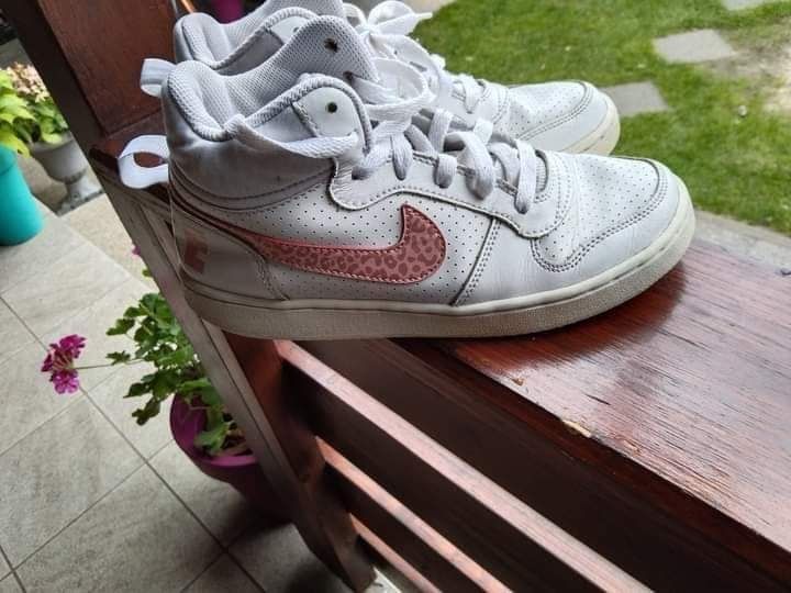 Buty Nike  rozmiar 37