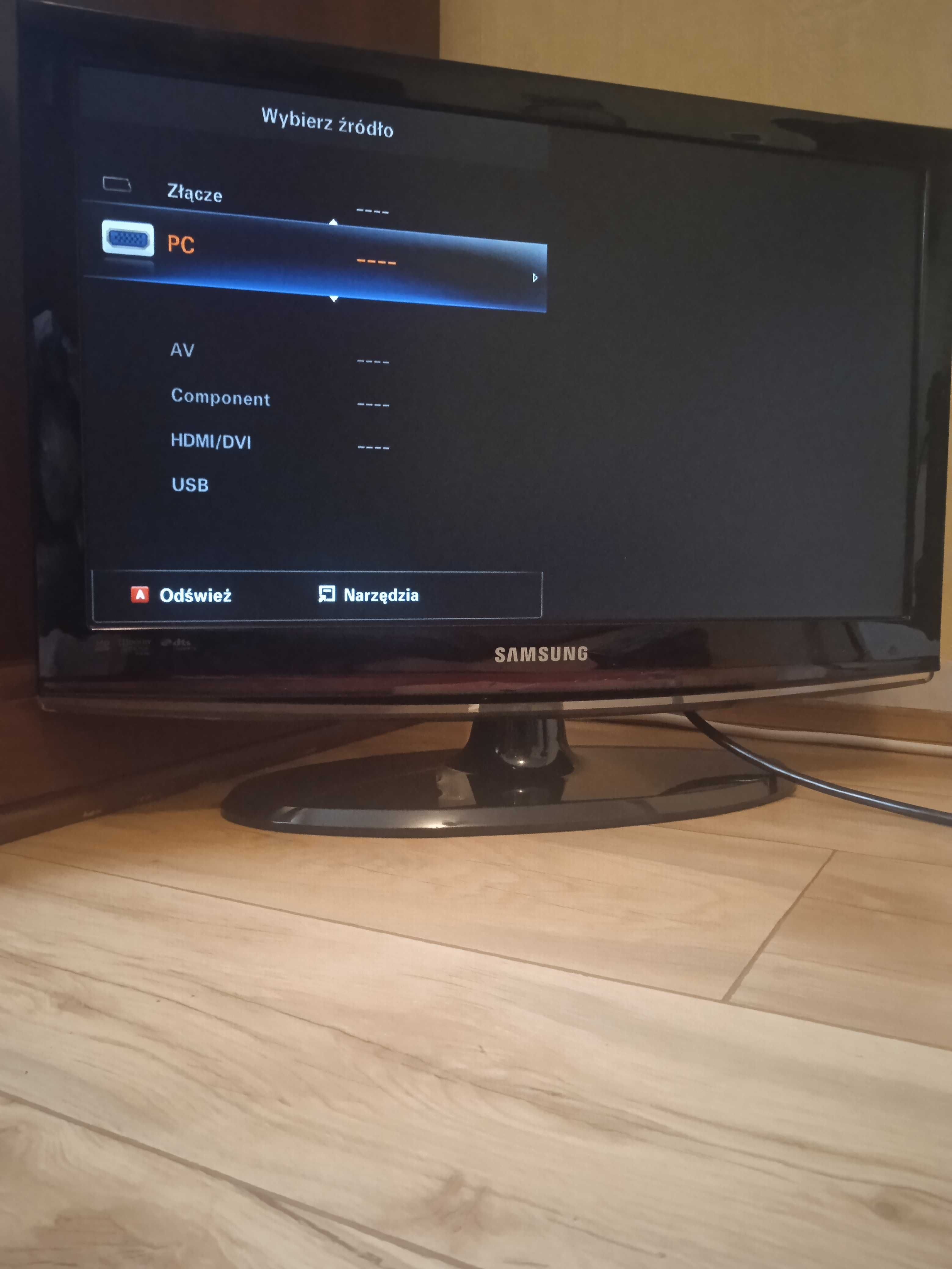 Tv/monitor Samsung LE22 C450 .