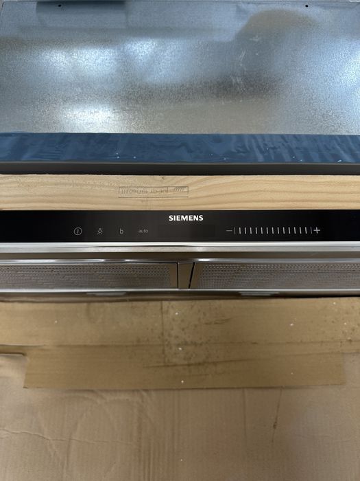 90 см/Телескопічна витяжка Siemens Li99sa683
