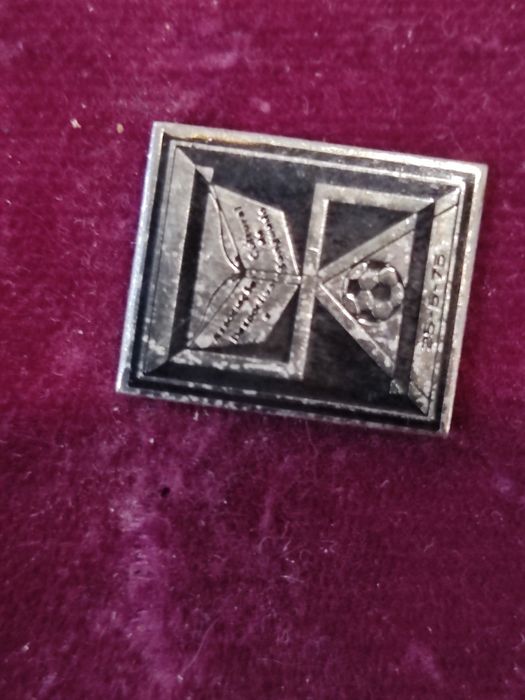 Pin / emblema ADC Sanguedo santa maria da feira