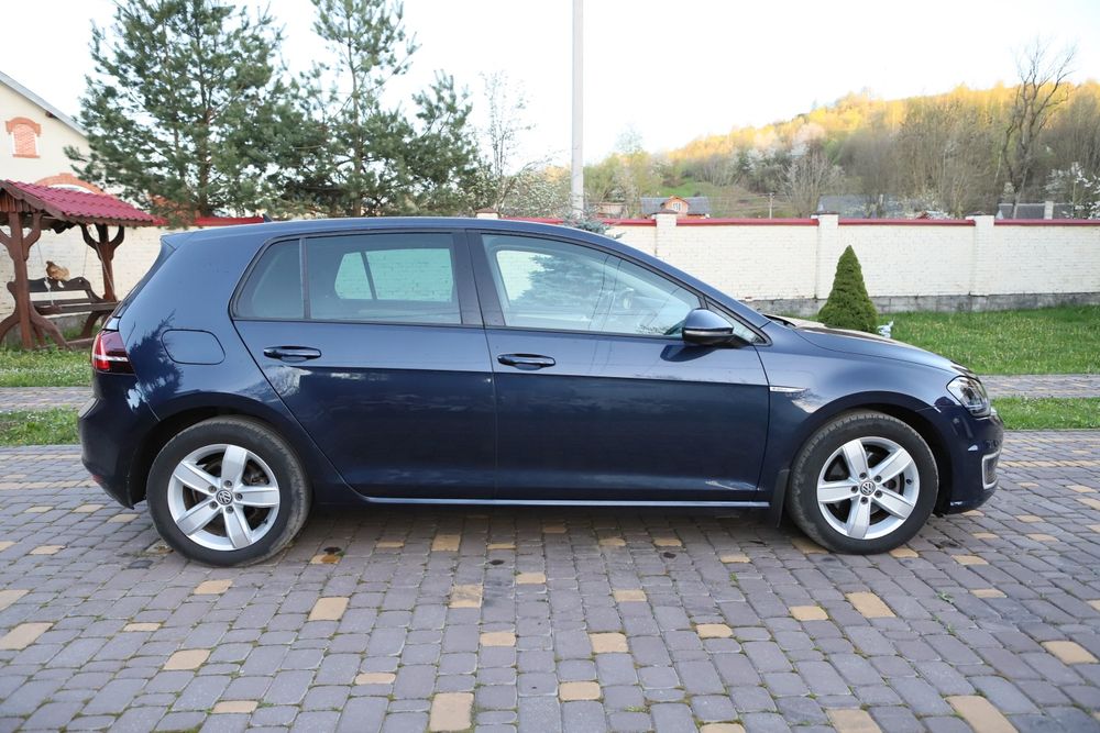 Wolkswagen e-golf 2015