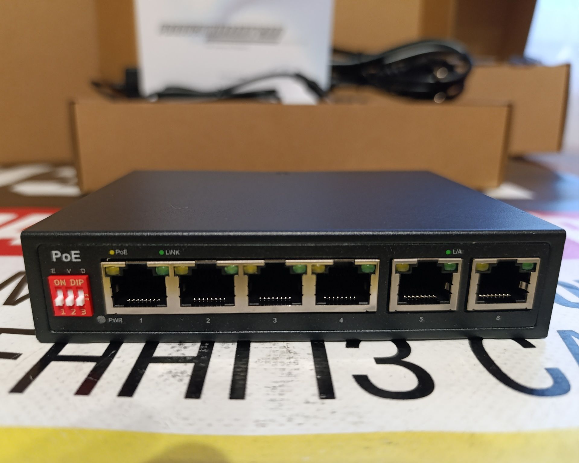 Ewind професійний poe-switch S1906CF-DP для нагляду