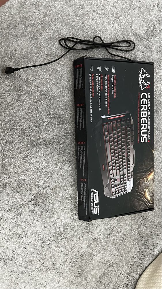 Teclado Gaming ASUS Cerberus