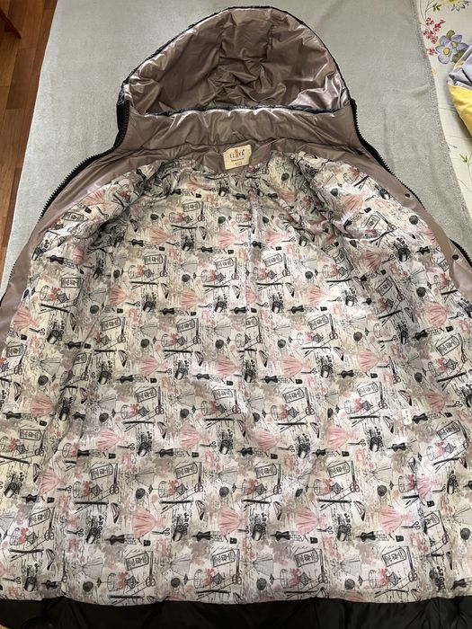 Пальто зимове на дівчинку 11-12 років