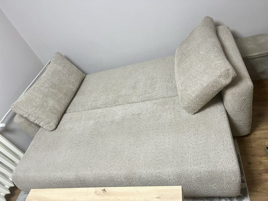 Dwie kanapy do salonu