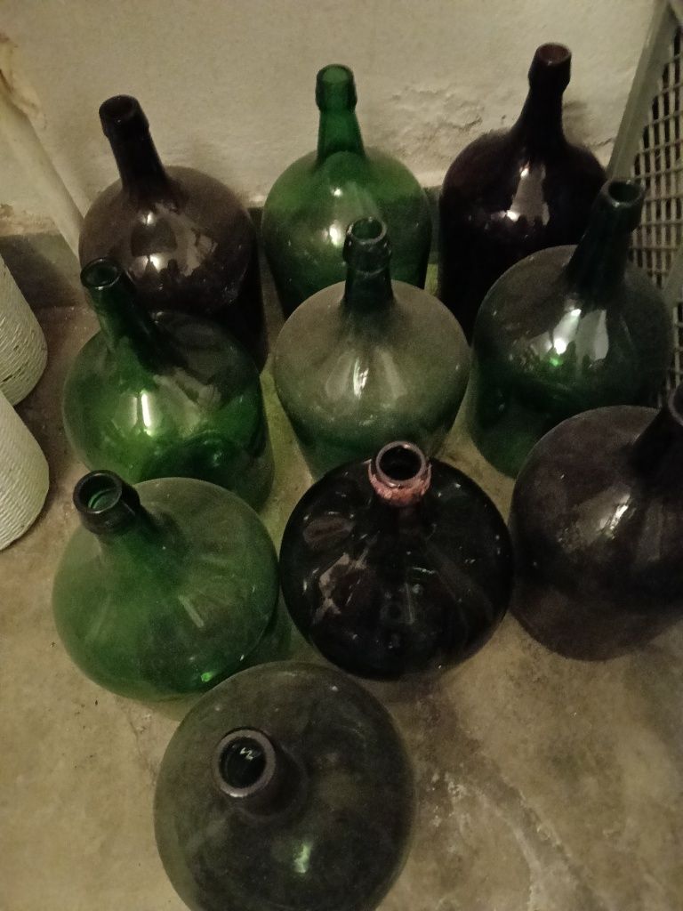 Garrafões Vidro e Rolhas Cortiça