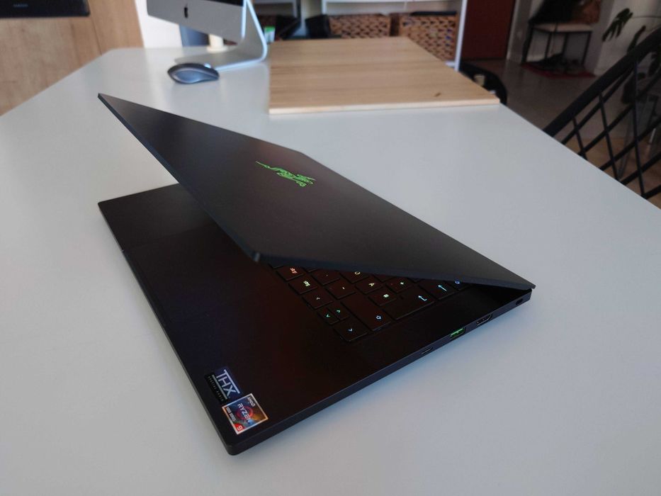 Razer Blade 14, Ryzen 9 5900HX, RTX 3080, 16GB, 1TB NVMe, QHD 165 Hz